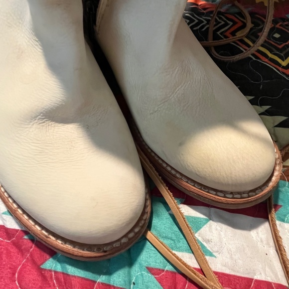 Freebird by Steven Carver Boots Beige Size 8 - Picture 1 of 10